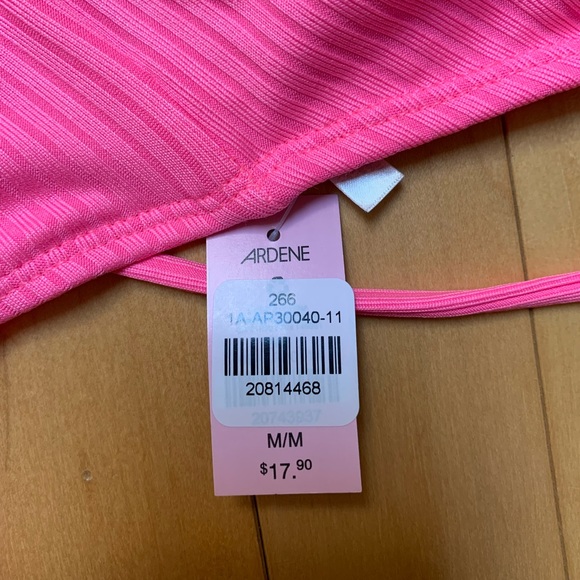 💕Ardene pink v-plunge ribbed bikini top💕 - Picture 2 of 2
